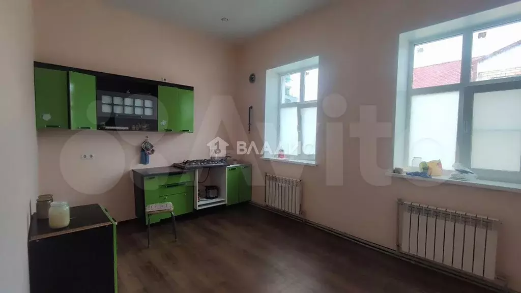 Дом 300 м на участке 10 сот. - Фото 1