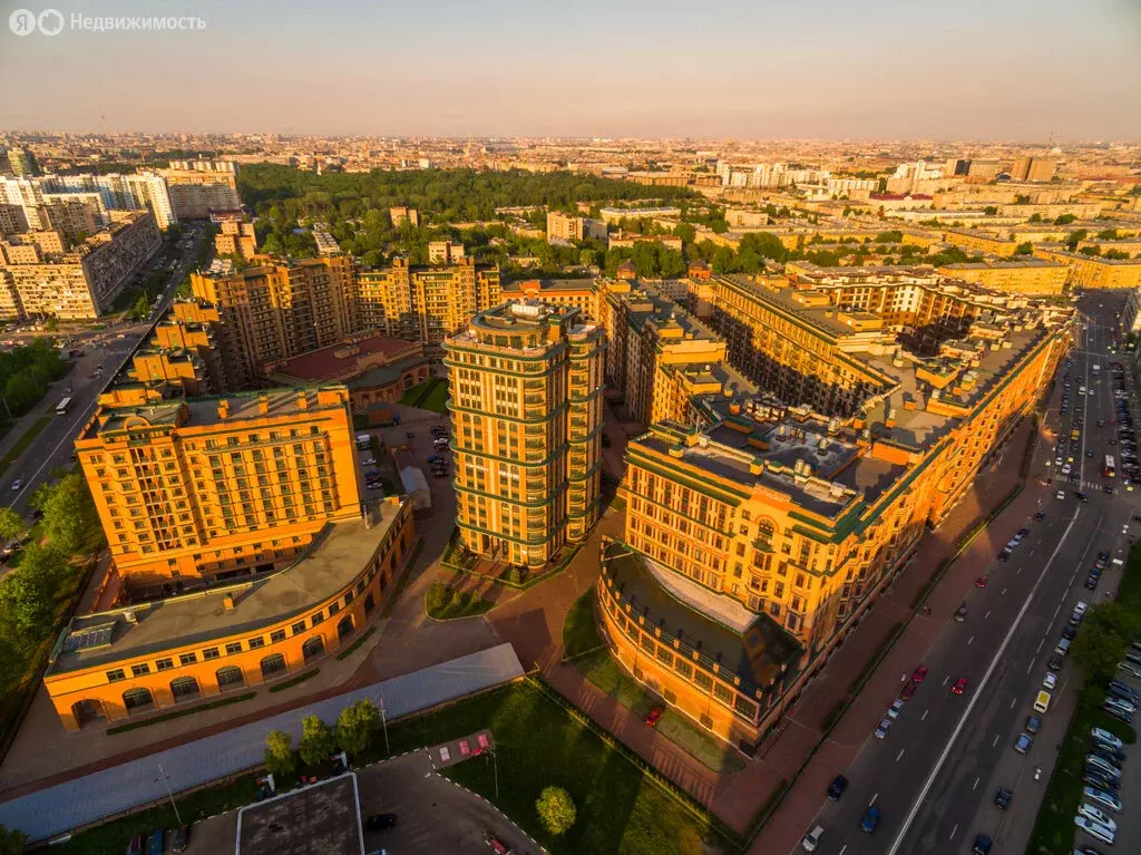 1-комнатная квартира: Санкт-Петербург, Наличная улица, 24к1 (66.8 м) - Фото 2