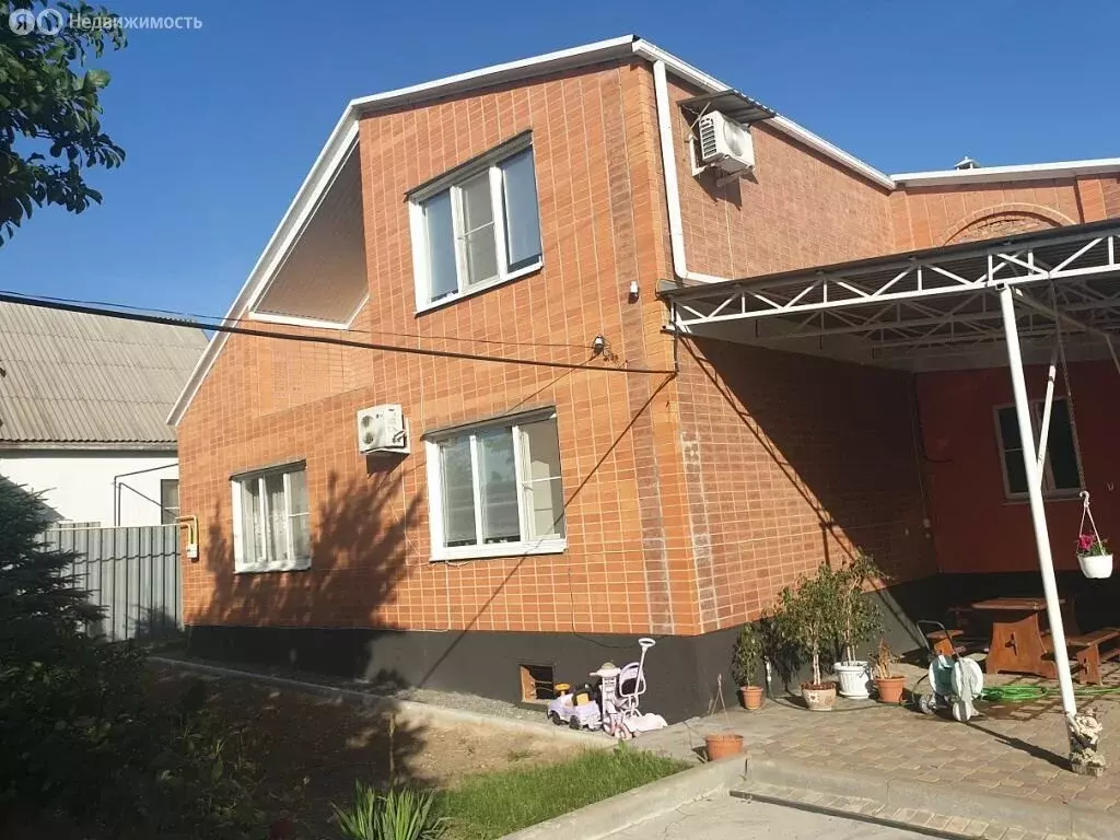 Дом в Мясниковский район, хутор Красный Крым (250 м) - Фото 0
