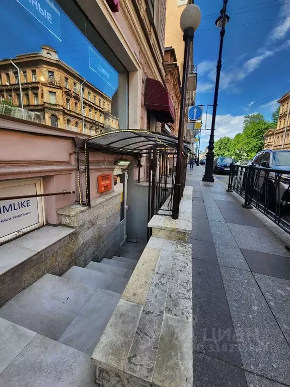 Торговая площадь в Санкт-Петербург ул. Восстания, 12 (51 м) - Фото 1