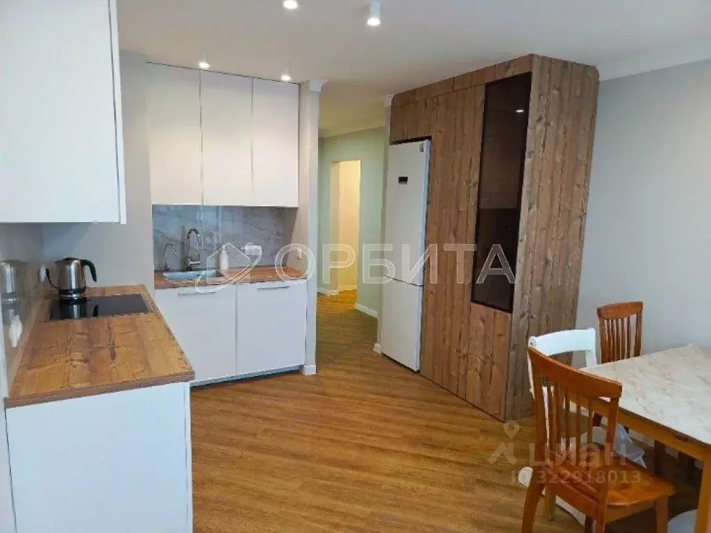 3-к кв. Тюменская область, Тюмень ул. Александра Митинского, 7 (92.3 ... - Фото 1