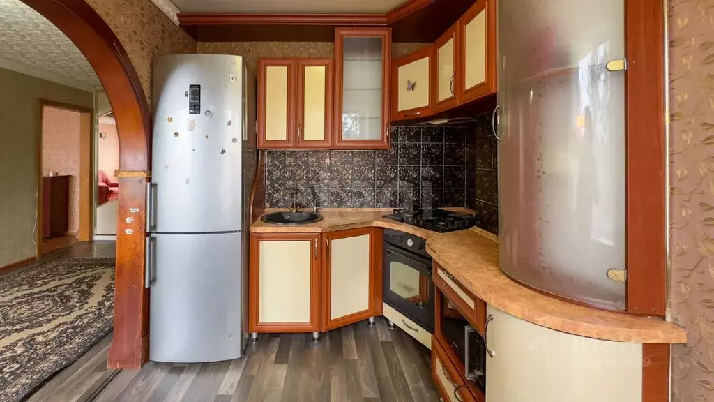 3-к кв. Омская область, Омск Заозерный мкр, просп. Менделеева, 1 (58.4 ... - Фото 1