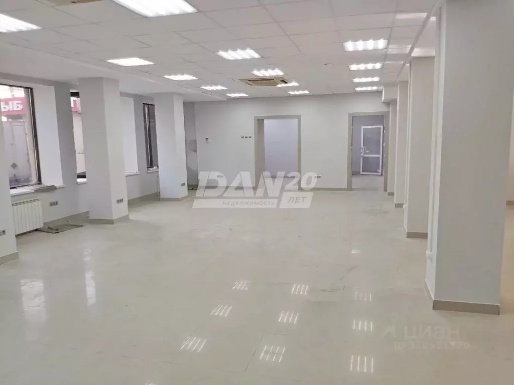 Торговая площадь в Челябинская область, Челябинск ул. Кирова, 2 (30 м) - Фото 0
