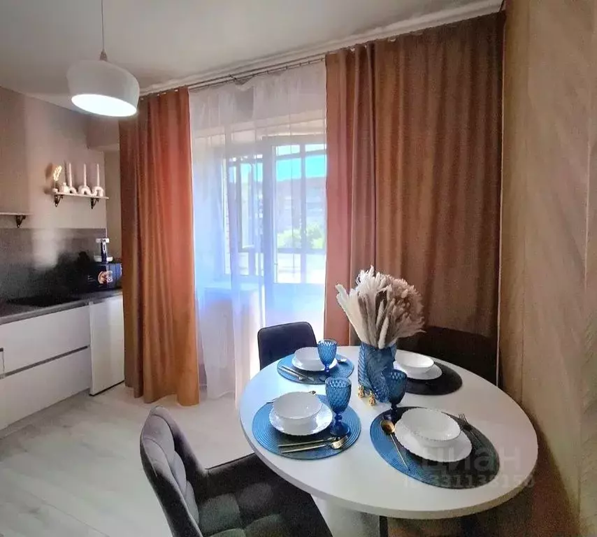 2-к кв. Хакасия, Абакан ул. Чертыгашева, 166 (60.0 м) - Фото 1