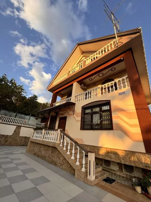 Дом в Краснодарский край, Сочи Благодатная ул., 105/12 (304 м) - Фото 2