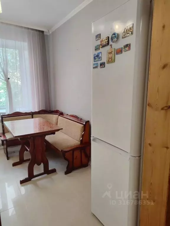 1-к кв. Белгородская область, Старый Оскол Дубрава мкр, 2 кв-л,  (45.0 ... - Фото 1
