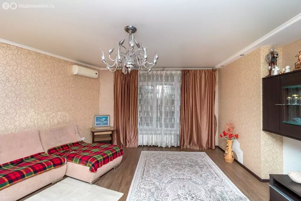 3-комнатная квартира: Тюмень, Заречный проезд, 33 (114 м) - Фото 1