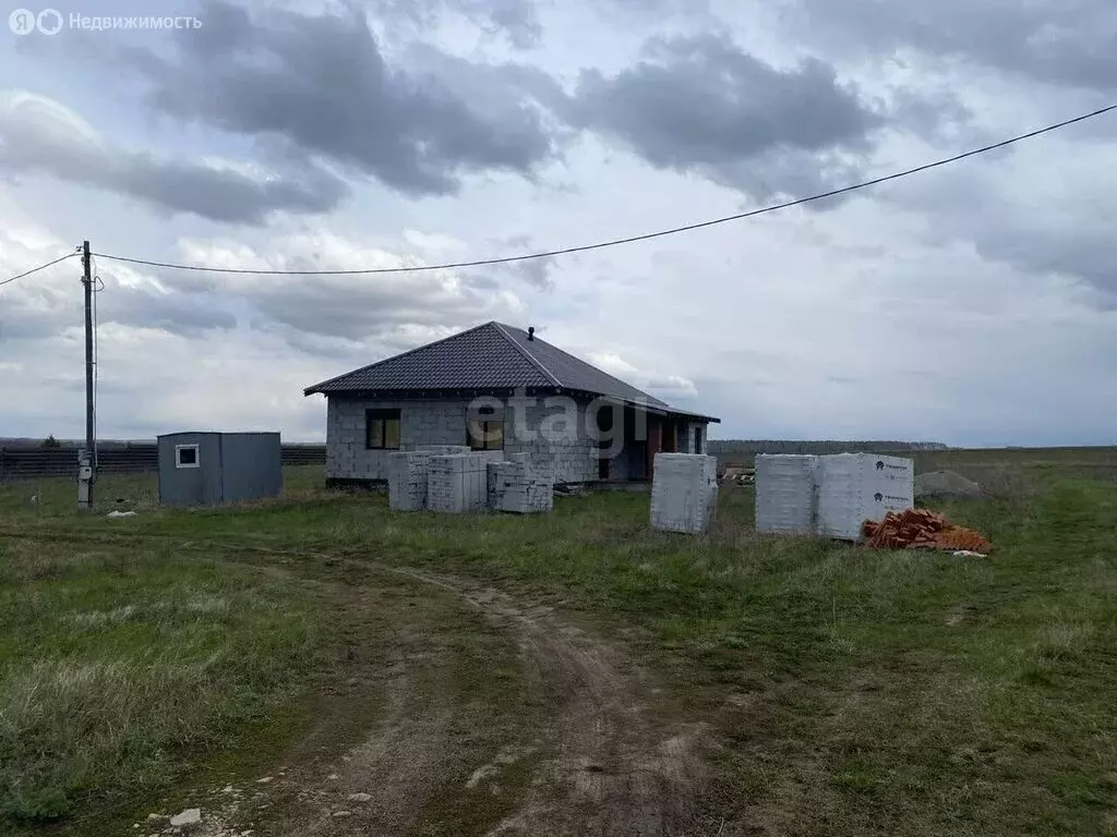 Дом в Белоярский городской округ, деревня Гусева (95 м) - Фото 1
