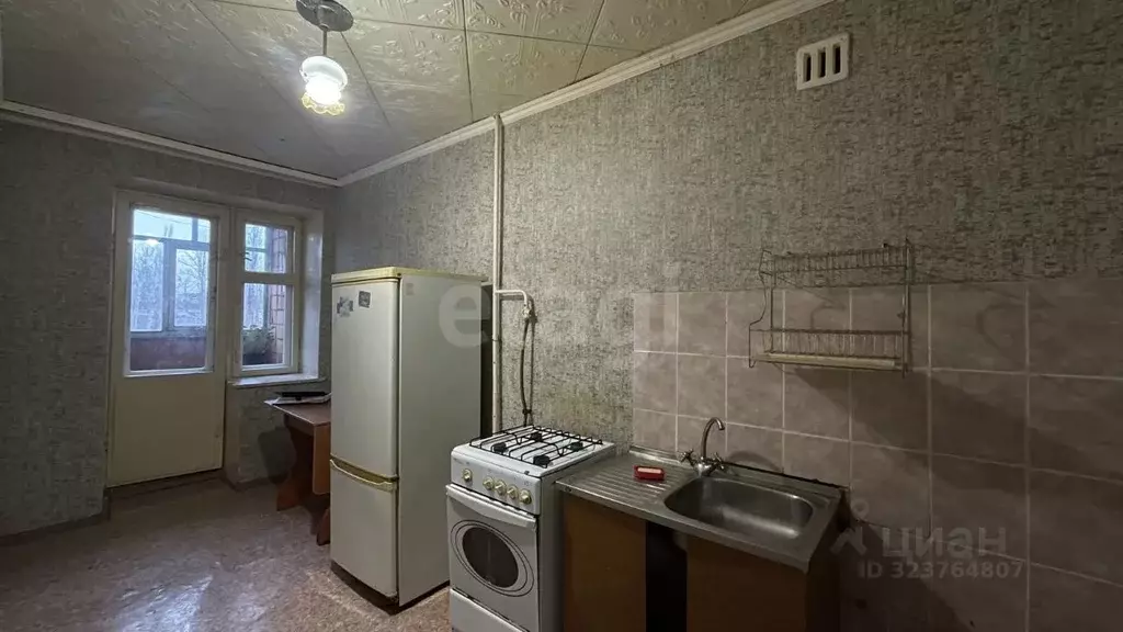 1-к кв. Башкортостан, Стерлитамак Михайловский мкр, ул. Сазонова, 26 ... - Фото 1