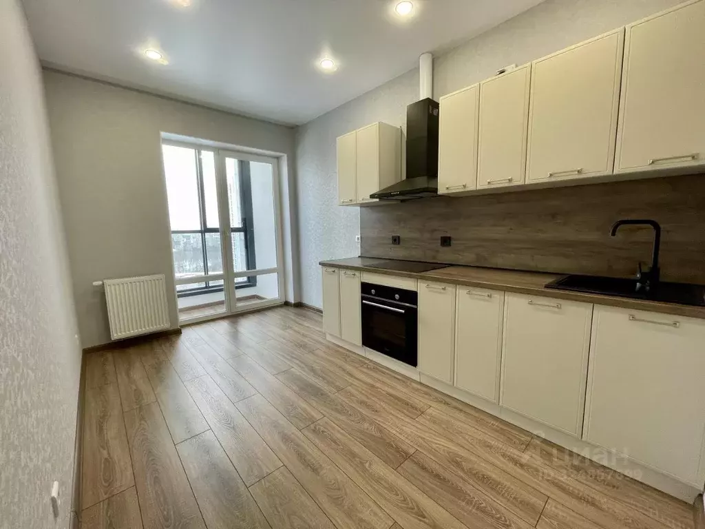 2-к кв. Свердловская область, Екатеринбург ул. Свердлова, 32 (50.0 м) - Фото 1