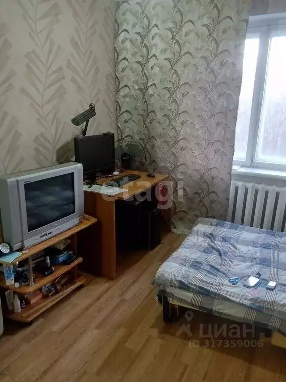 Комната Белгородская область, Старый Оскол ул. Калинина, 1/4 (17.0 м) - Фото 0