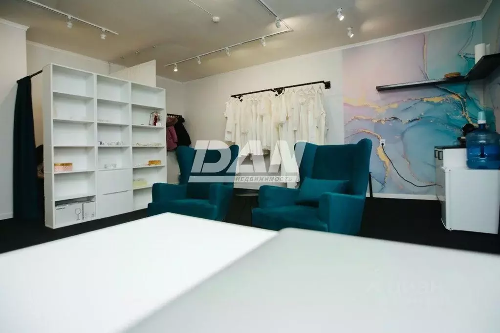 Помещение свободного назначения в Челябинская область, Челябинск ул. ... - Фото 2