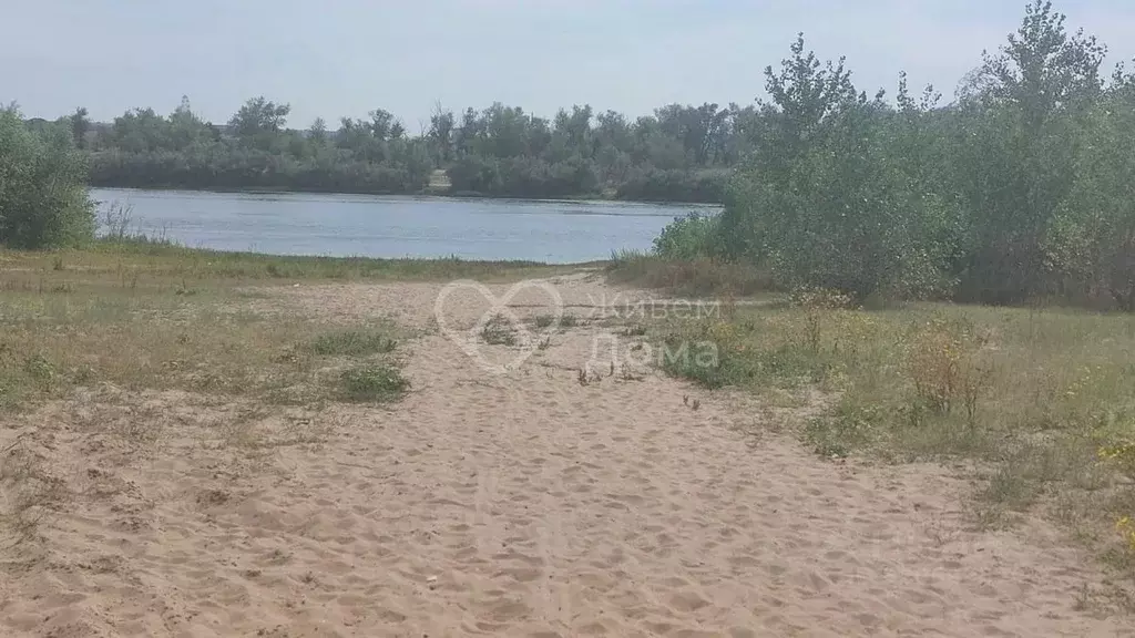 Дом в Волгоградская область, Волжский Мичуринец СНТ, ул. 7-я (12 м) - Фото 1