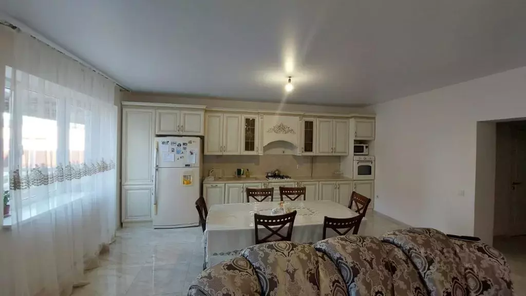 Таунхаус в Краснодарский край, Ейск Совхозная ул. (360 м) - Фото 0