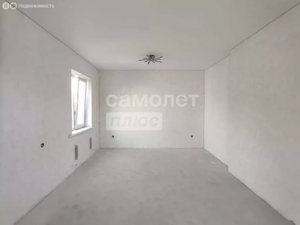 Дом в Приморско-Ахтарск, улица Азовской Флотилии (68 м) - Фото 1