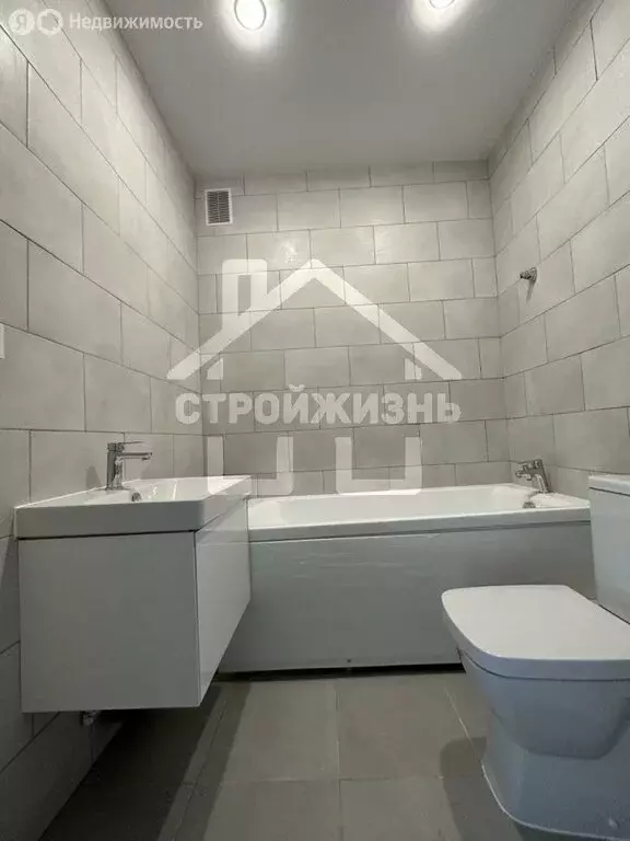 Квартира-студия: Екатеринбург, улица Амундсена, 165 (24.2 м) - Фото 1