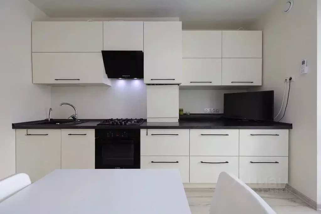 2-к кв. Калининградская область, Зеленоградск ул. Валентина Мосина, 12 ... - Фото 1