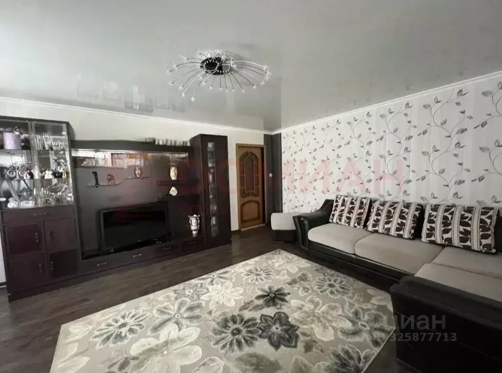 3-к кв. Ростовская область, Миллерово ул. Сурикова (94.4 м) - Фото 1