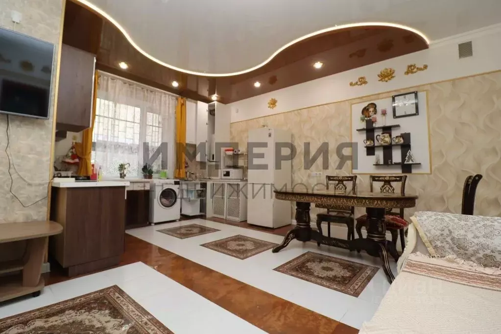 2-к кв. Крым, Симферополь ул. Мира, 14 (70.0 м) - Фото 2