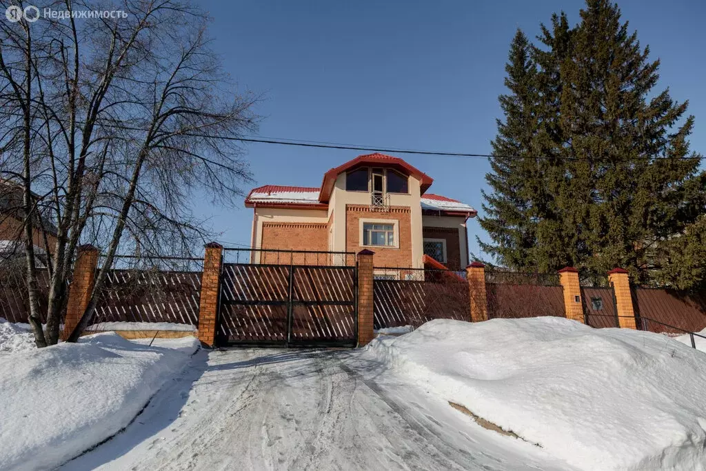 Дом в Оренбург, микрорайон Ростоши, Творческая улица, 6 (496 м) - Фото 1