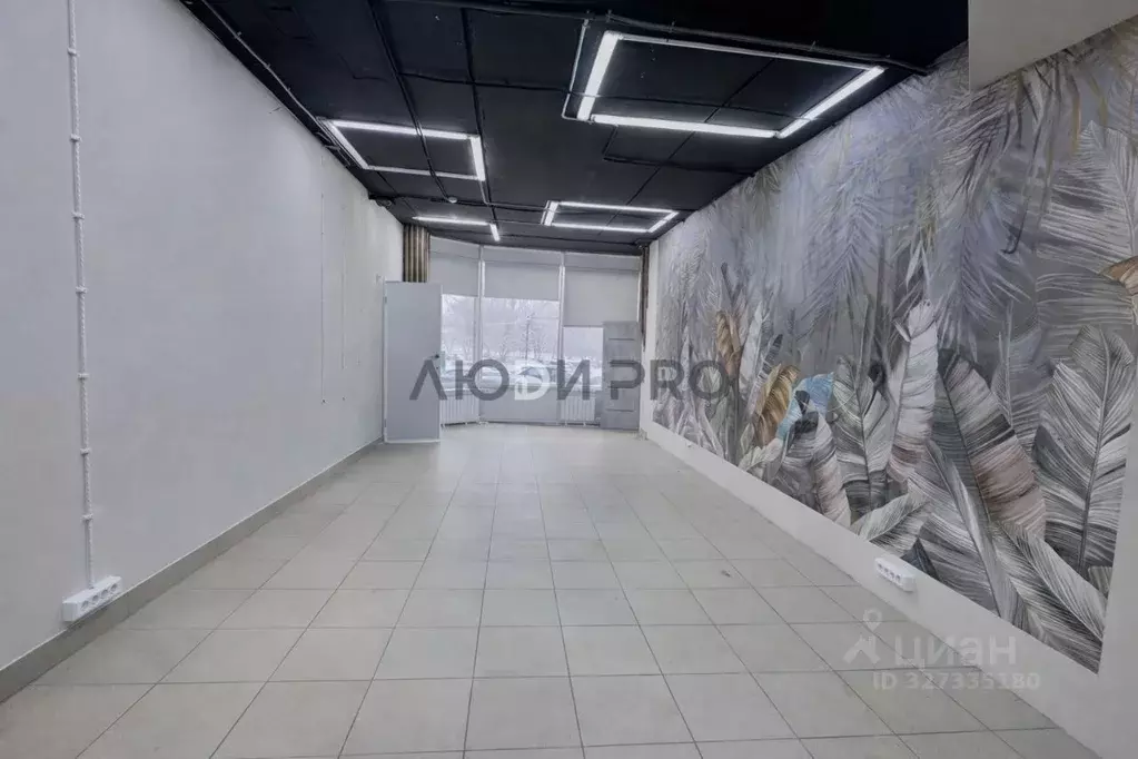 Помещение свободного назначения в Саратовская область, Энгельс ул. ... - Фото 1