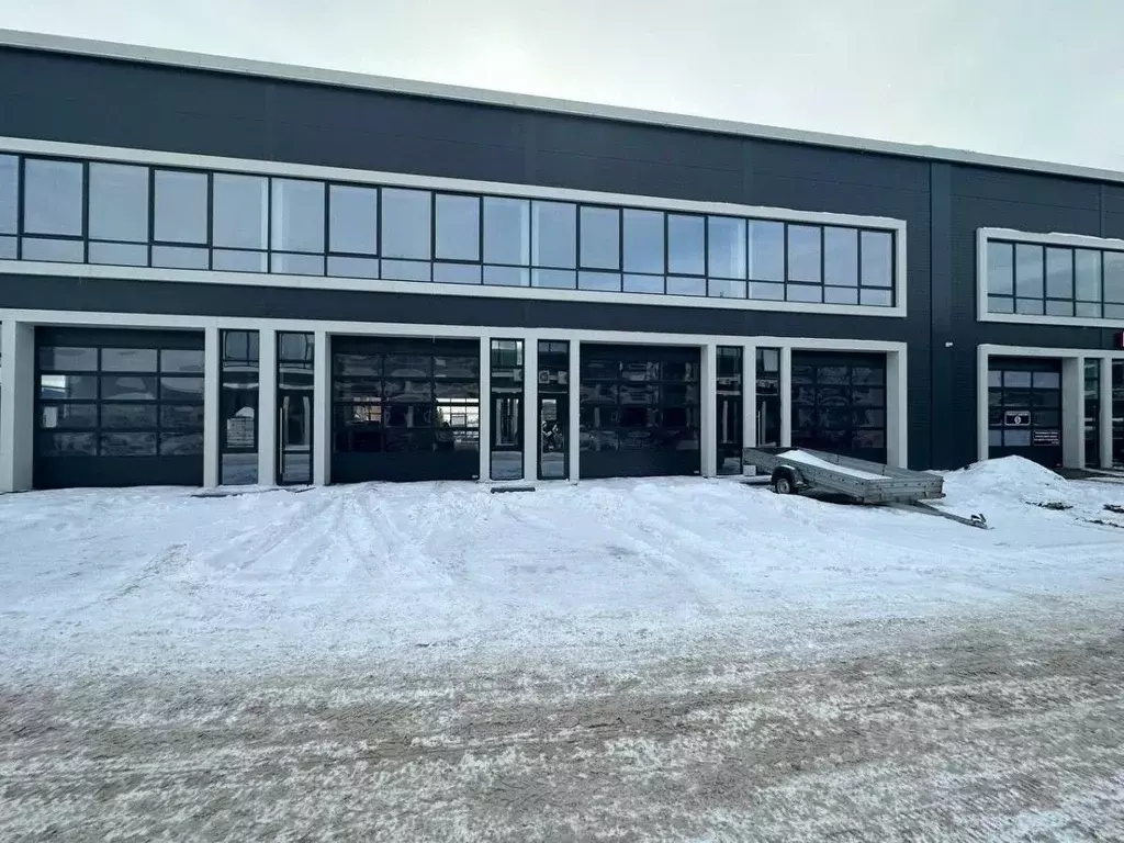 Помещение свободного назначения в Татарстан, Набережные Челны ул. 40 ... - Фото 1