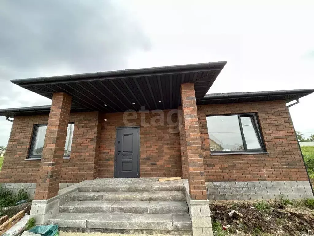 Дом в Белгородская область, Белгородский район, с. Стрелецкое, ... - Фото 1