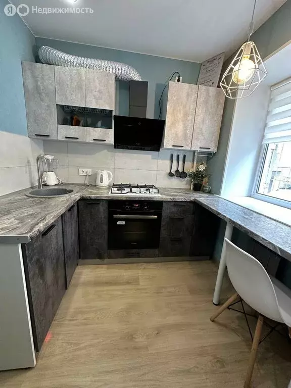 2-комнатная квартира: Саратов, улица имени В.И. Чапаева, 29 (40 м) - Фото 0