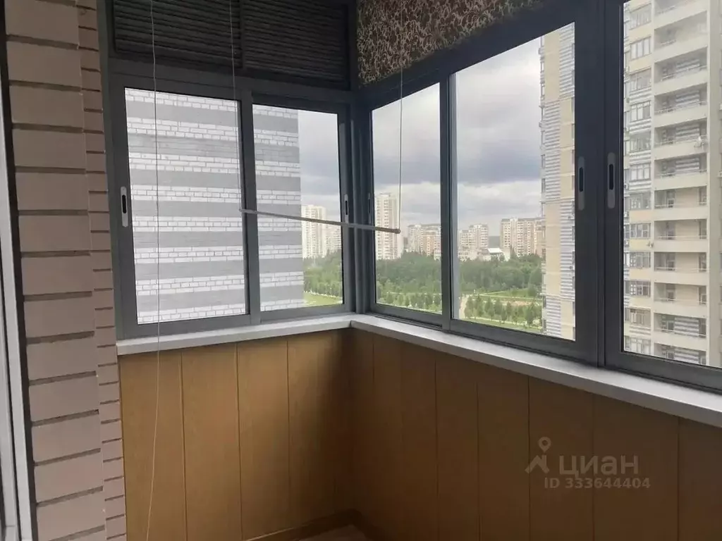 3-к кв. Москва ул. Адмирала Лазарева, 63к1 (69.1 м) - Фото 1