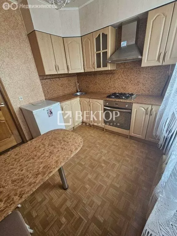 2-комнатная квартира: Ярославль, улица Строителей, 1 (52.4 м) - Фото 1