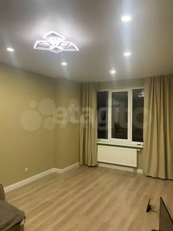 2-к. квартира, 58 м, 13/25 эт. - Фото 0