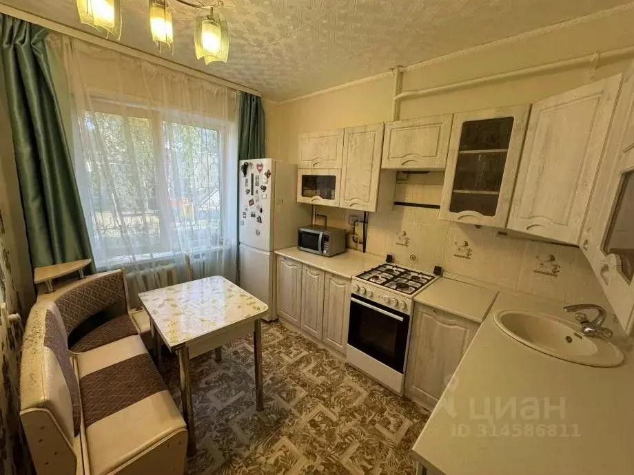 2-к кв. Пермский край, Березники ул. Мира, 124 (51.1 м) - Фото 0
