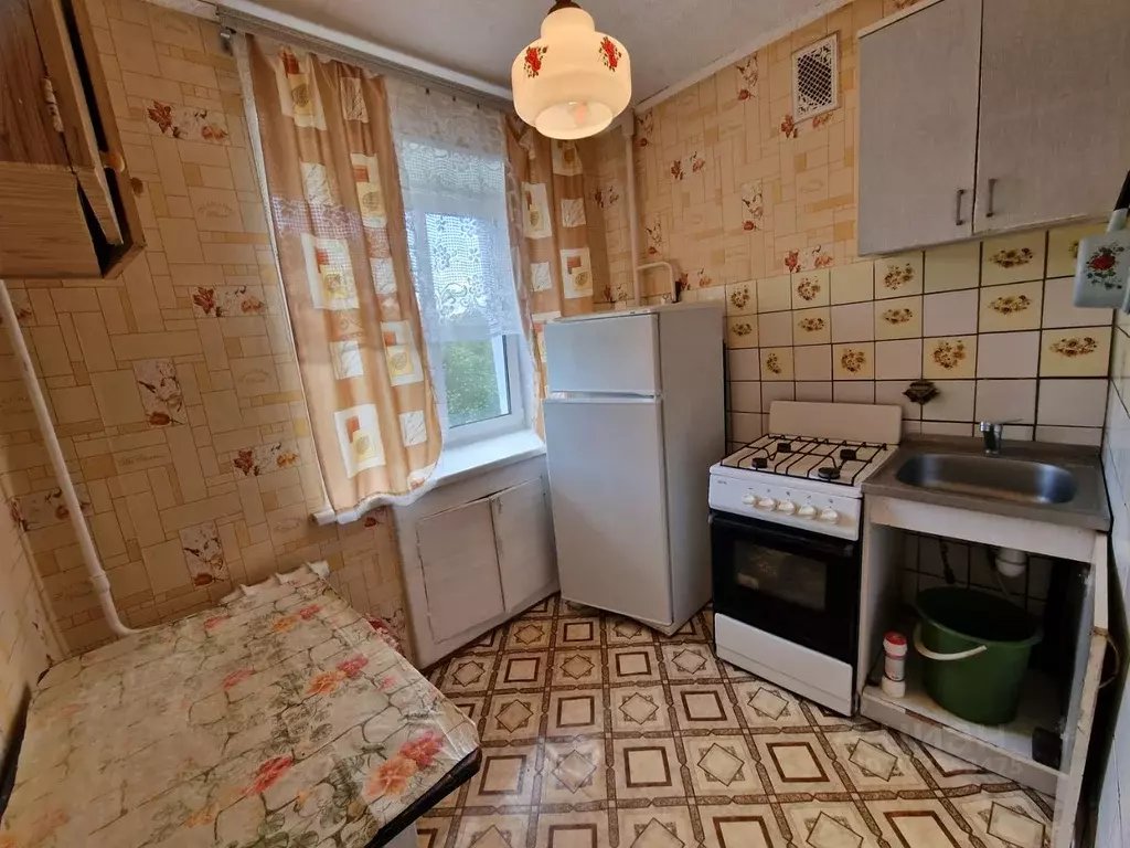 2-к кв. Владимирская область, Александров ул. Кубасова, 9 (46.0 м) - Фото 0