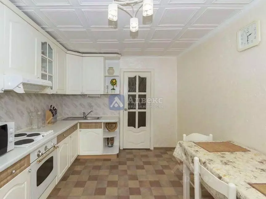 3-к кв. Тюменская область, Тюмень ул. Ленина, 81 (75.0 м) - Фото 1