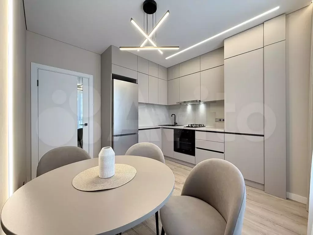 2-к. квартира, 60 м, 8/9 эт. - Фото 0