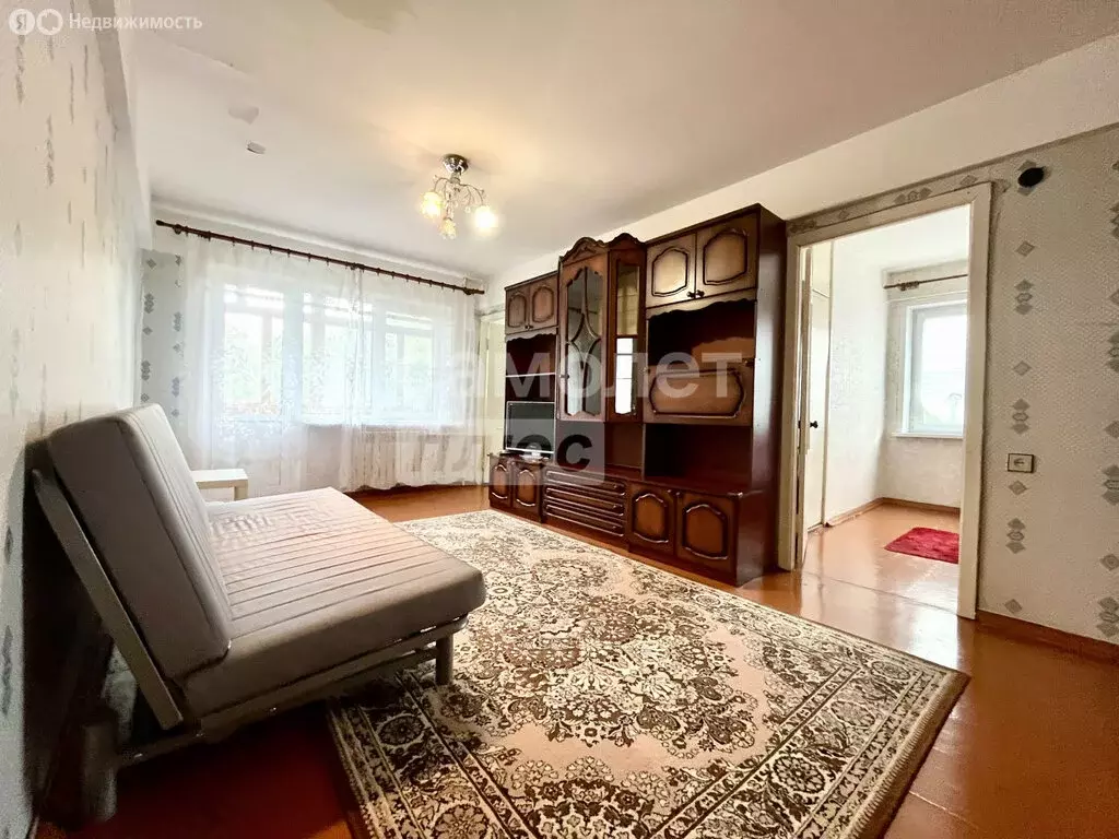 3-комнатная квартира: Великий Новгород, улица Белова, 12 (47.8 м) - Фото 0