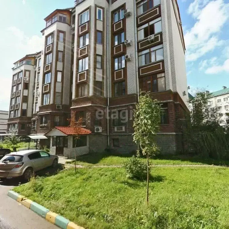 1-к кв. Татарстан, Казань ул. Мулланура Вахитова, 8 (60.6 м) - Фото 1