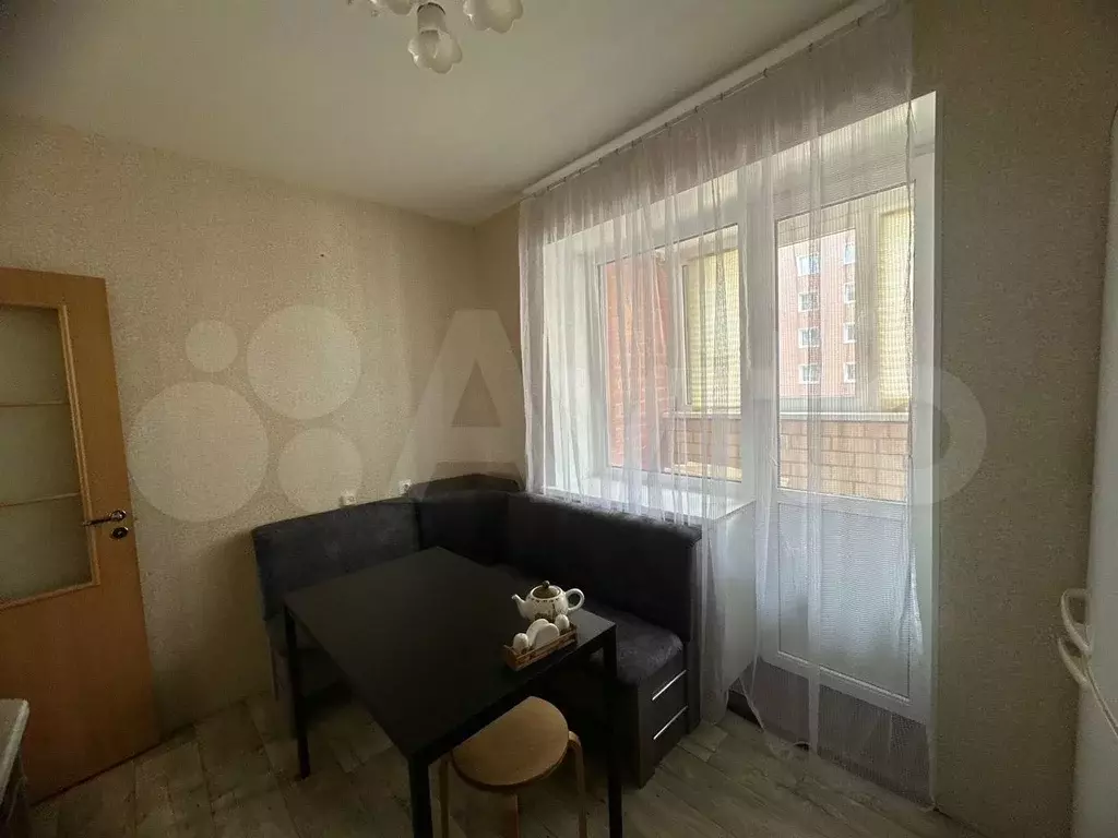 2-к. квартира, 62 м, 7/10 эт. - Фото 1