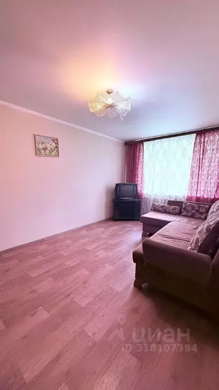 3-к кв. Башкортостан, Стерлитамак Михайловский мкр, ул. Сазонова, 8 ... - Фото 0