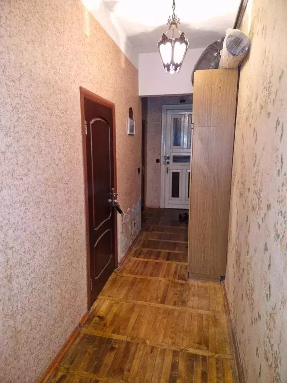Продается 3-комнатная квартира - Фото 1