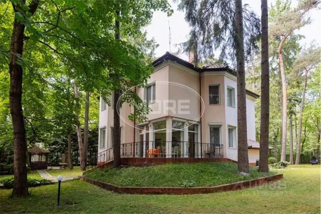 Дом в Калининградская область, Светлогорск ул. Ленина, 16А (420 м) - Фото 0