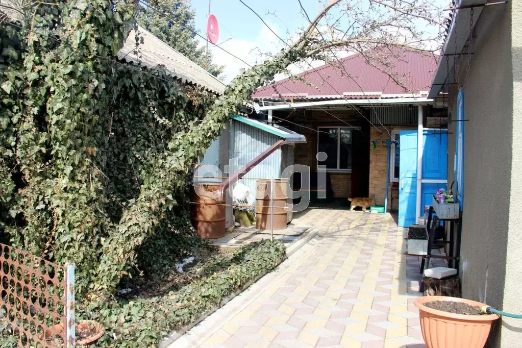 Дом в Ставропольский край, Михайловск Шпаковский район, Промышленный ... - Фото 1