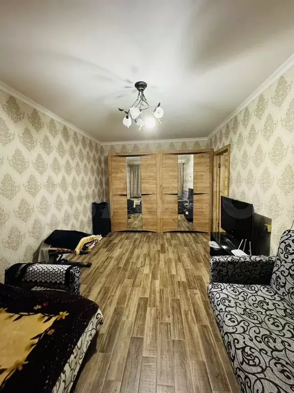 2-к. квартира, 48 м, 1/9 эт. - Фото 1