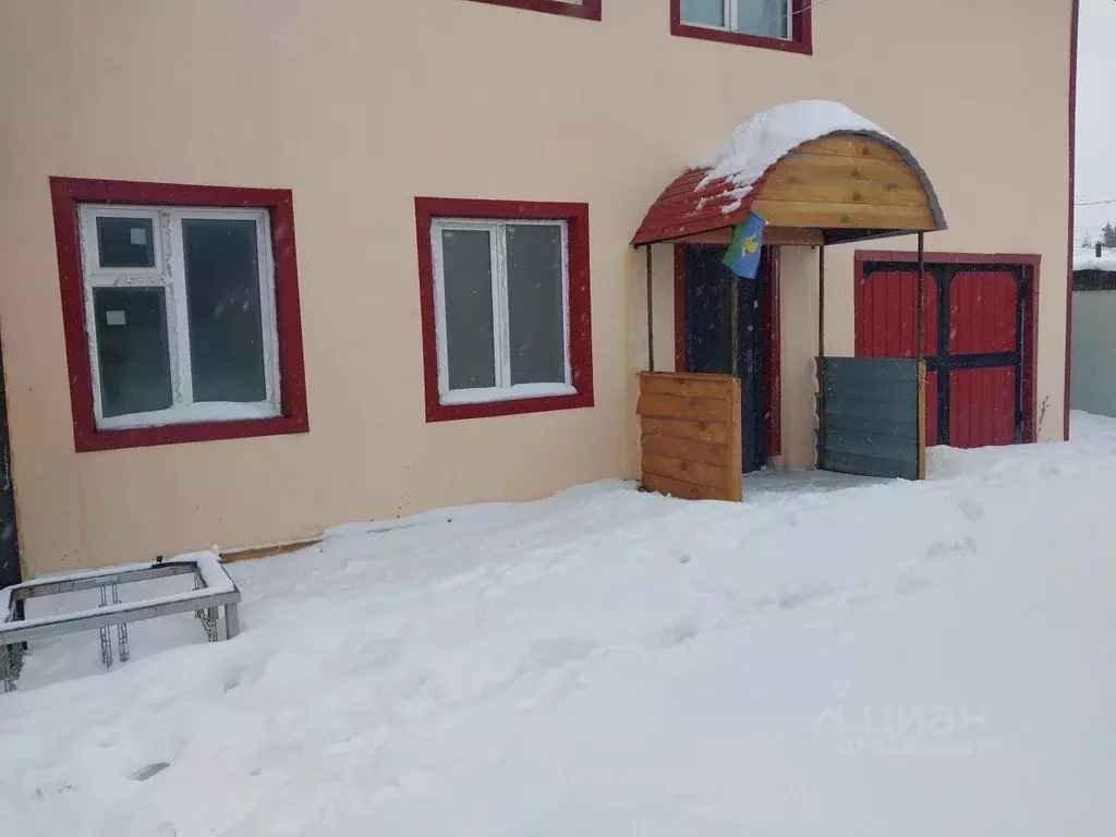 Дом в Саха (Якутия), Якутск ш. Хатынг-Юряхское (200 м) - Фото 2