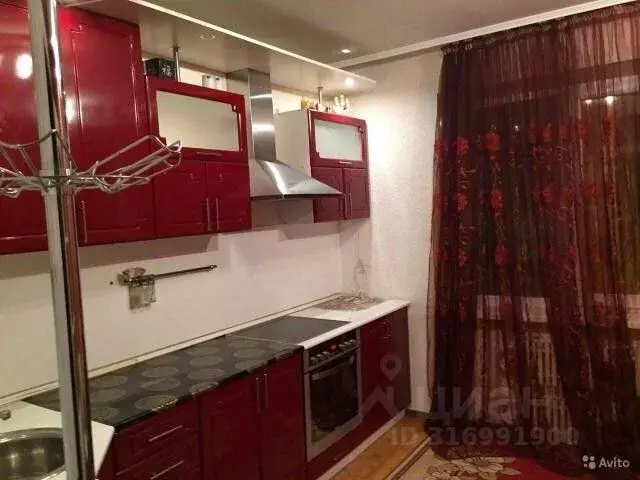3-к кв. Белгородская область, Старый Оскол Северный мкр, 6 (65.0 м) - Фото 1