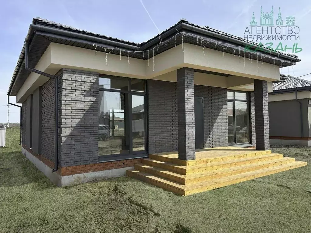 Дом в Марий Эл, Йошкар-Ола ул. Петрова (100 м) - Фото 0