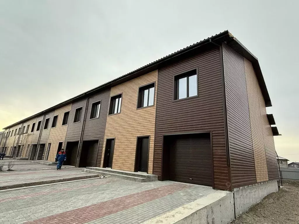 Таунхаус в Хакасия, Усть-Абаканский район, с. Калинино, Добрый Мир кп ... - Фото 1