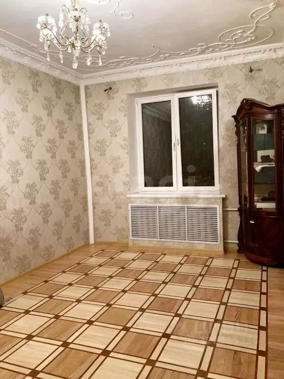 3-к кв. Северная Осетия, Владикавказ Иристонская ул., 2 (75.0 м) - Фото 0