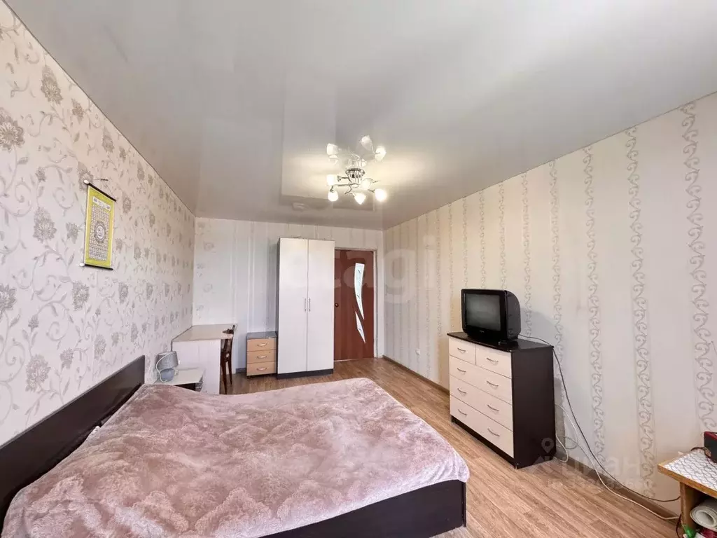 2-к кв. Башкортостан, Уфа ул. Набережная Моторостроителей, 17 (53.0 м) - Фото 1