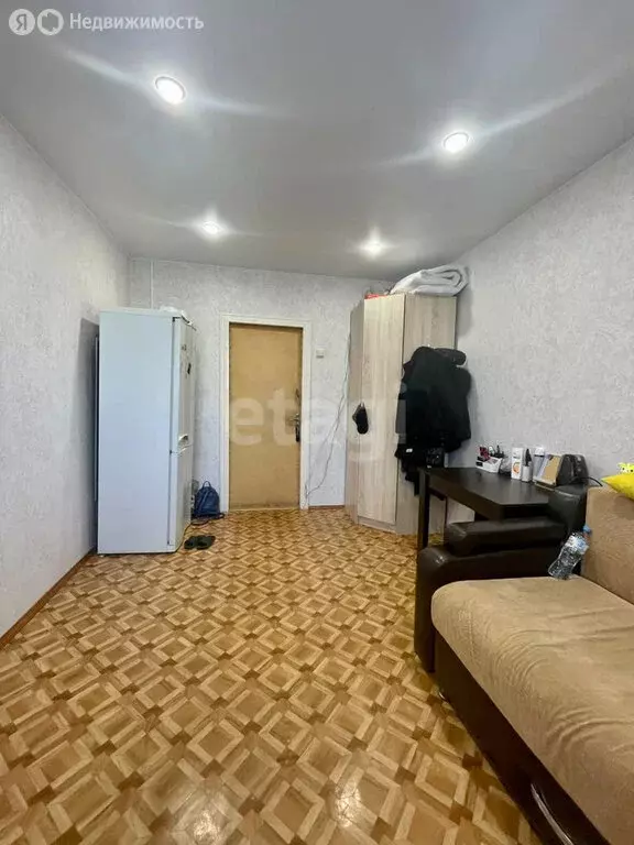1к в 5-комнатной квартире (12.4 м) - Фото 1